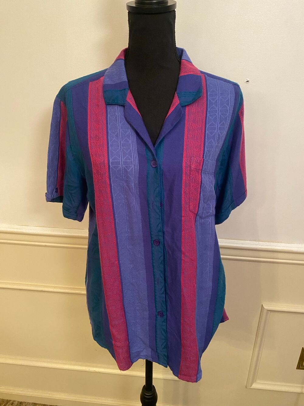 Vintage White Stag Short Sleeve Button-Up Shirt Purple Teal Pink Geometric Retro